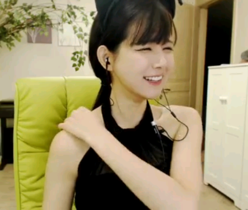 ê¹€ì´ë¸Œë‹˜ ì§± E Ev Twitter