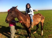 KafiNajat's profile picture. La vie est courte mais la mort aussi Il faut profiter du bonheur. Tant qu'il est présent dans nos cœurs.