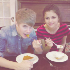 Rebeldes_RBD2's profile picture. psé é somic