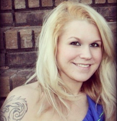 kaylaaaaa1215's profile picture. you only live once