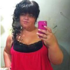 -im 19 years old.
-my name is samantha.
-facebook name samantha charmaine.


-follow me and ill follow you back :)! xo