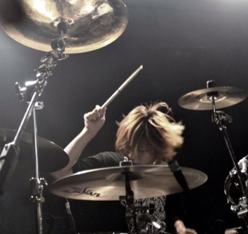 gannoncat's profile picture. 滋賀のrapt.のドラムです。関大サークルHUMAN BEING所属 よろしくお願いします。