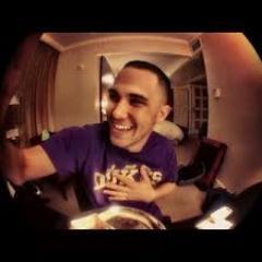 carlosfake's profile picture. 