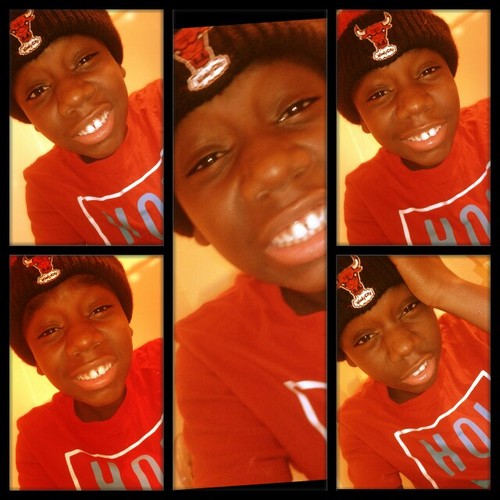 15 YEAR YOUNG ; FRESHMAN ; ) Beautful & Blessed , I Strive Of Success , Determined Unlike The Rest . Follow Me & Mareaa @Tweet_Pink_Xx