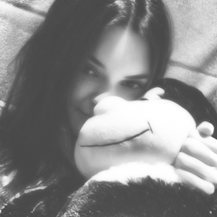 I'm Kendall Jenner, you isn't.
*rp*