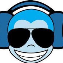 soy un pequeño youtuber pasate por mi canal : http://t.co/FXWKNx5QyF
te invito a que te suscribas y comentes