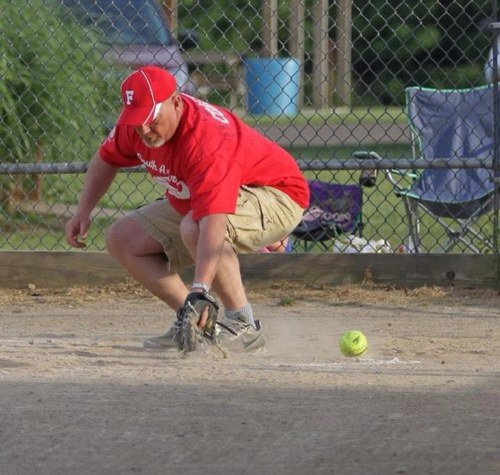 MikeHarry99's profile picture. 