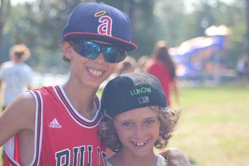 brianlukow's profile picture. building a band.. building a brand
NOT THE NEXT BOB DYLAN
father of drew and trey