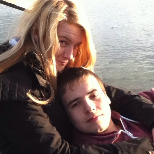 james97lauren's profile picture. fuck everything but the sea