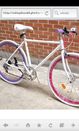 ________Lee's profile picture. 25/남/여자친구 구함