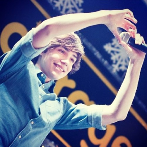 GeorgeXFRP's profile picture. I'm A Monkey! 1/4 in Union J