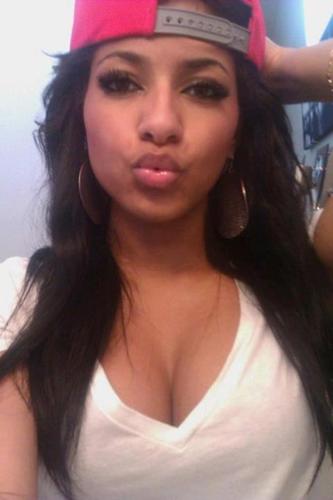 AMonroe143's profile picture. Lane the lame....I play video games all day. Art school graduate. Follow me.