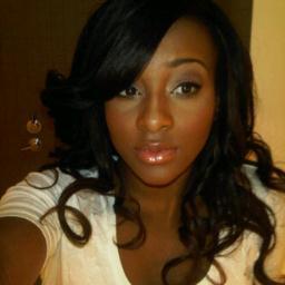 i am a lesbiaan and a bad bitch that love fun , (: wanna know moee add me twitter famm