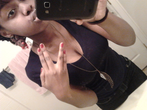 Jan 21|Single|Love to Sing|Making people smile|#TeamVirgin| Psychologist one day :P | Rip Dad 12/28/12♥