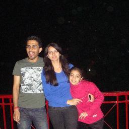 dancing, cricket fan , making friends .
fan of yo yo honey singh n srk