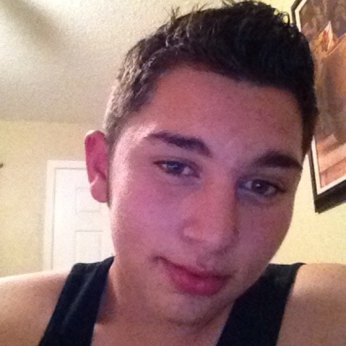 prettyboymike7's profile picture. If your sexy and you know it follow me I follow back by the way im a fucking GQ