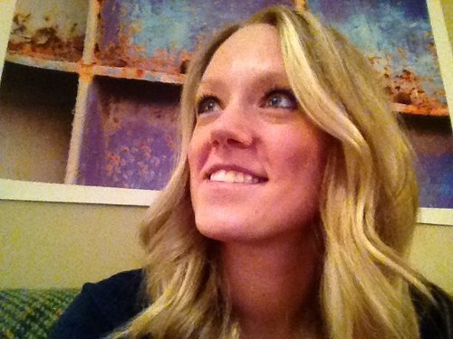 NookWellington's profile picture. Torontonian homebody, design lover, and occasional-blogger.