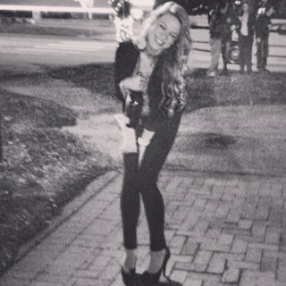 Caiti_Jo_McD's profile picture. I’m a real treat.