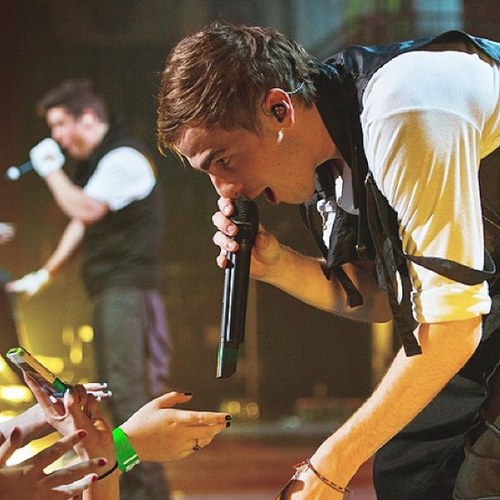 abcKendallKnigh's profile picture. Tuck my napkin in my shirt, Cause I’m just mobbin’ like that.