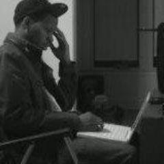RockStar(InMyHead) Computer Nerd(InRealLife) #Chicago Based #Computer Repairs Services You Can Afford. #Virus Removal, Screen Repair, Password Removal