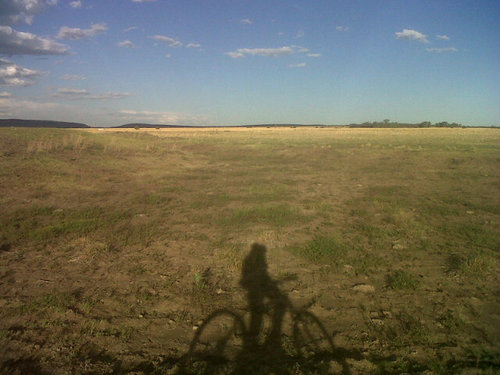 Happy go lucky, all round good person, Weekend warrior ,lover of all things MTB ,Also House music =D