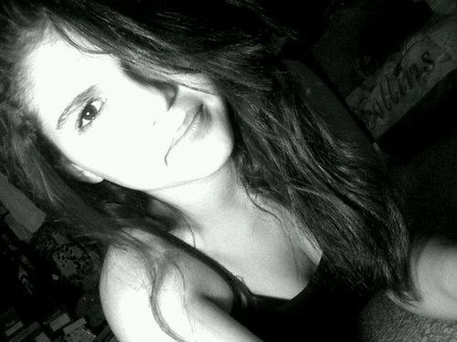 sarasuz07's profile picture. Just in LOVE$:♥