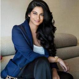 Welcome to Rhea Kapoor Fan Club.
Follow Rhea's Official Twitter at http://t.co/BeiHMCRS