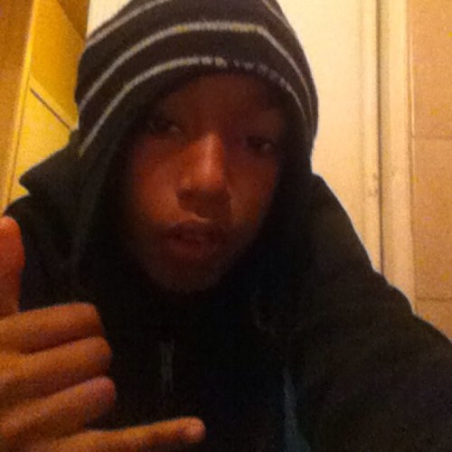 Vernon_Solo's profile picture. SATY OFF THE SHIT IM ROCKING WITH D_BLOCK 

TEAM JO JO WORLD PLANT HOW EVER YU WANT TO PUT IT