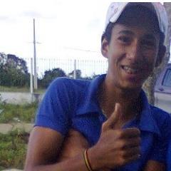 Palmerense, Libriano, 16 Anos. Muita compaixão e amor para dar. Não gostou foda - se, essa porra não é pra te agradar. Não gostou mesmo, aperta F13 e me deleta.