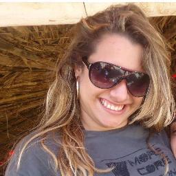 Gosto dos venenos mais lentos, das bebidas mais amargas, das drogas mais poderosas, das idéias mais insanas, dos pensamentos mais complexos...