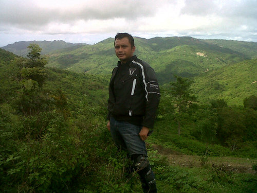 Love to ride,cyling and travelling
