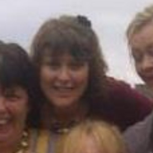 emmalewis180's profile picture. 