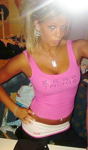 nayelimalloyaer's profile picture. 