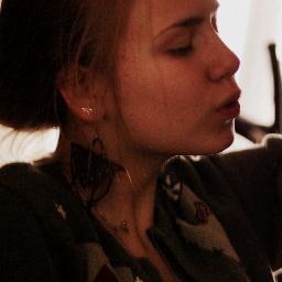 juste_si's profile picture. girl with a huge passion for photography!3. follow me,i'll follow back;}