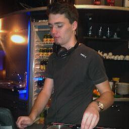 EDM producer, C# programmer, DJ and finally professional idiot.
http://t.co/SAsM5bwK
http://t.co/ZQipwjTt