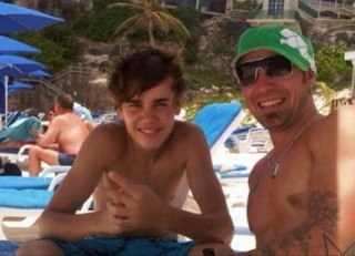 I'm just a simple girl with a big dreams who try to make it come true..
Never Give Up!
Belieber.Janoskianator.Mahomie ~0/5~
Britney Spears followed 9/10/11