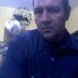 Soy una persona de 49 años cerca de los 50, que trabaja de agrónomo , en el estado, soltero, lo demás lo ire agregando.