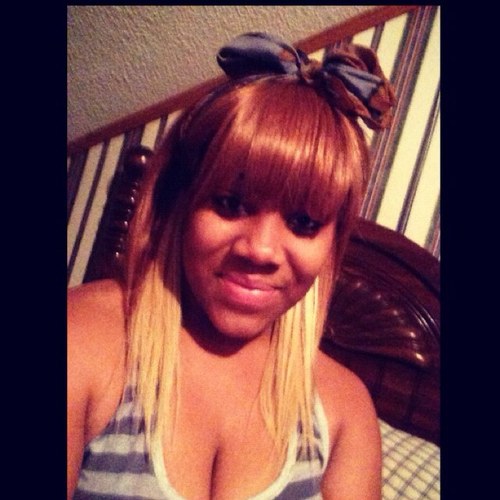 #Teamfollowback
WaTs Up YaLl GuRL NEEds FoLlOWeRs SO HiT ThaT FoLLOW BuTtOn