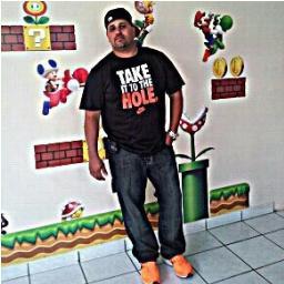 Field Supervisor en High Impact Promotions. Creador de la Pagina Quemando Brea y Que Viva la Musica Real!!!