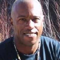 TheTellingDove's profile picture. 