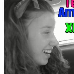 Living life one day at a time , enjoy the best while young . fun, food and listening to music is cool  :))
          I 3 One Direction
