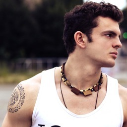 MoanaLouis's profile picture. professionl dancer from france , model photo ..