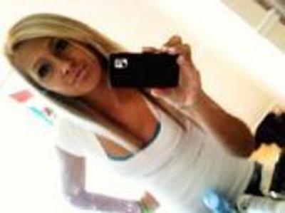 happypoopsie552's profile picture. 