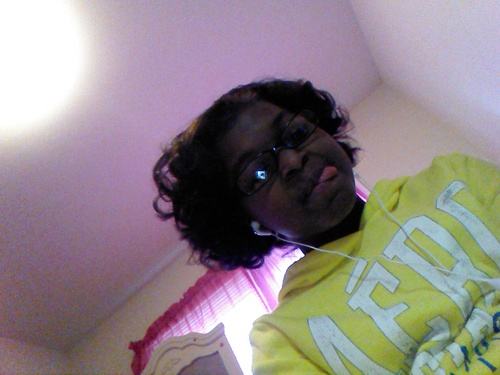 @'. thugged /out blunt blowing',
