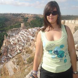 Tras siete monatañas, siete desiertos, siete oceanos, siete años luz... N un sitio tan lejano q no me llega ningun tweet!