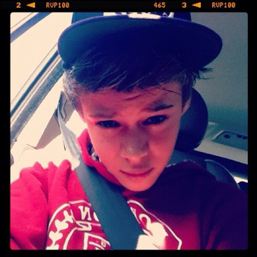 rpg ja fake hoi / hartje dominiek 251212 she is the daimond of my life you know. / nf = nfb