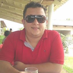 Com alegria!alegria de coração,oque?oque?daria a vida inteira pra ser campeão!!Da taça libertadores eu fiz questão,tm que jogar com a alma e com coração