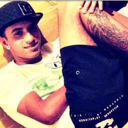 ' Henzo Gαldino Martins , papai te ama !