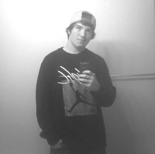 jdsekne33's profile picture. 