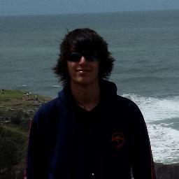 Na minha vida tudo acontece, mas quanto mais a gente rala mais a gente cresce. ♫ ( Charlie Brown Jr )